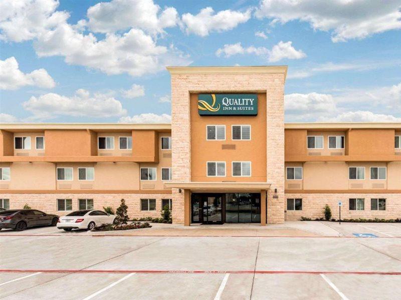 Quality Inn & Suites Plano East - Richardson Екстер'єр фото