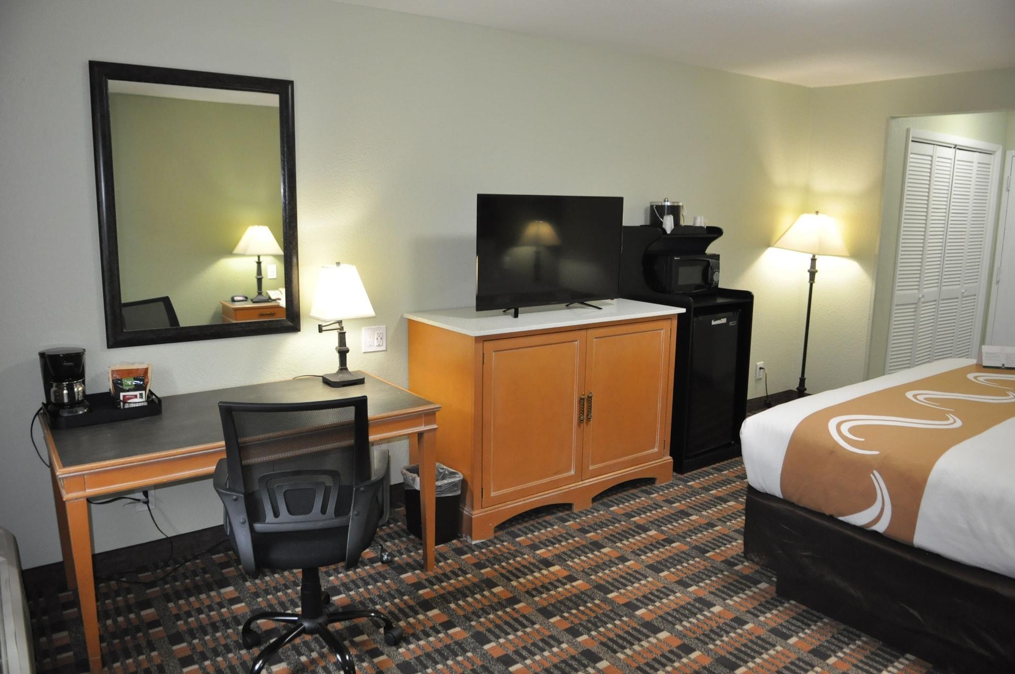 Quality Inn & Suites Plano East - Richardson Екстер'єр фото