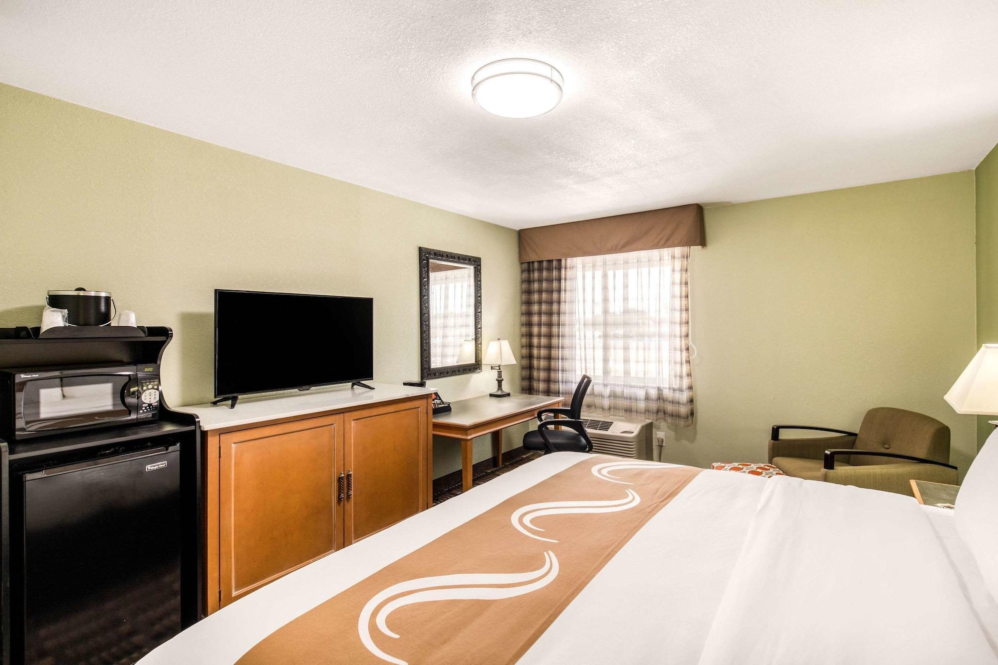 Quality Inn & Suites Plano East - Richardson Екстер'єр фото