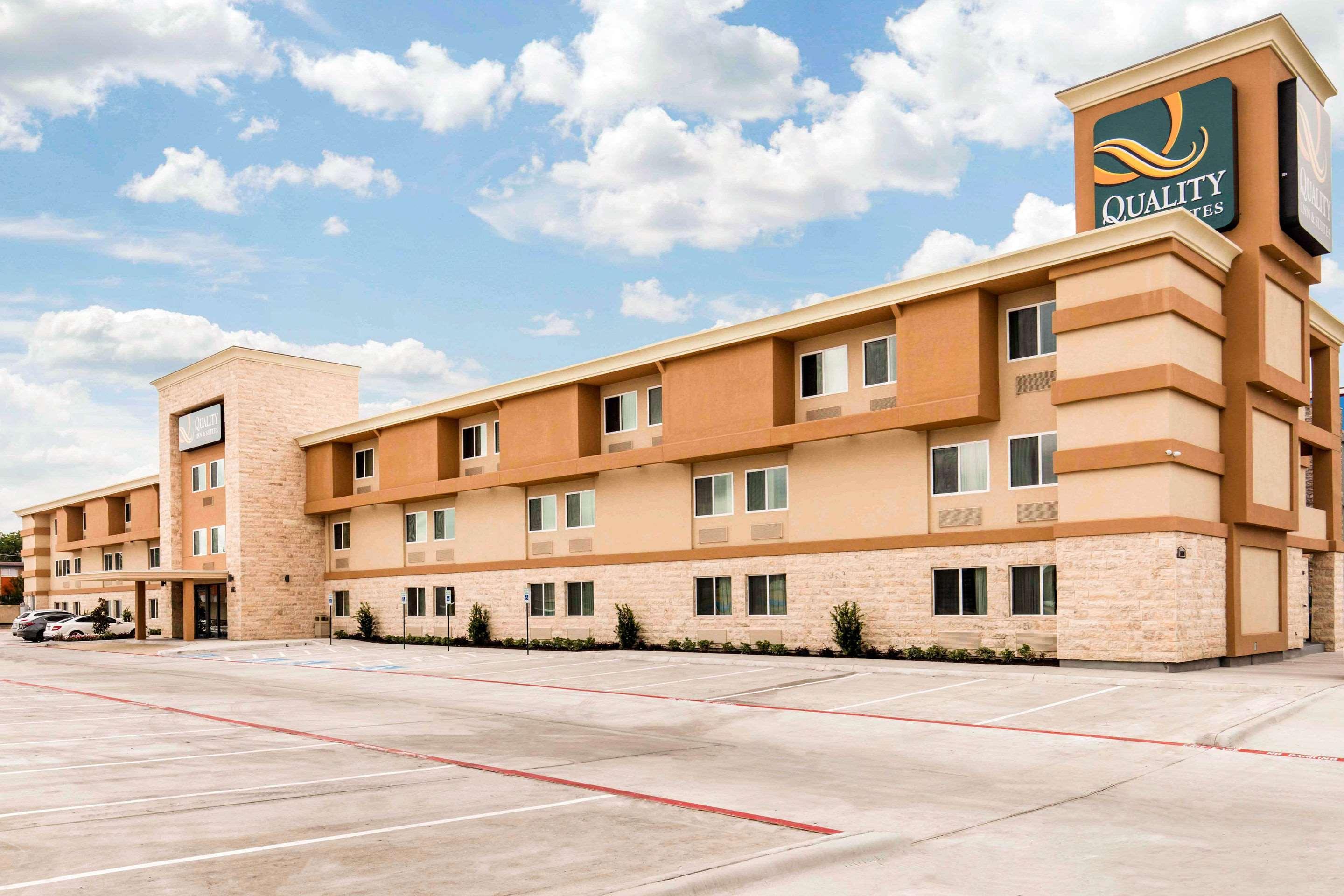 Quality Inn & Suites Plano East - Richardson Екстер'єр фото
