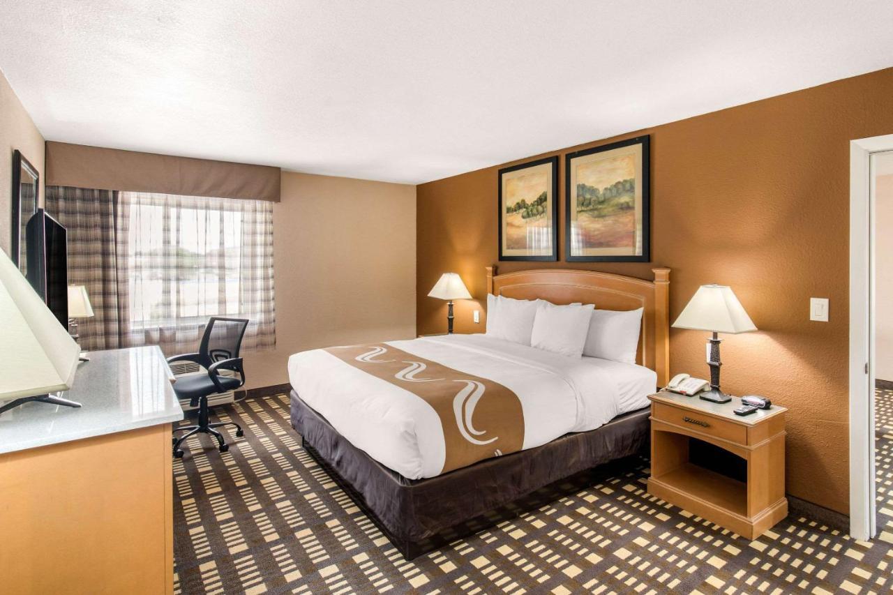 Quality Inn & Suites Plano East - Richardson Екстер'єр фото