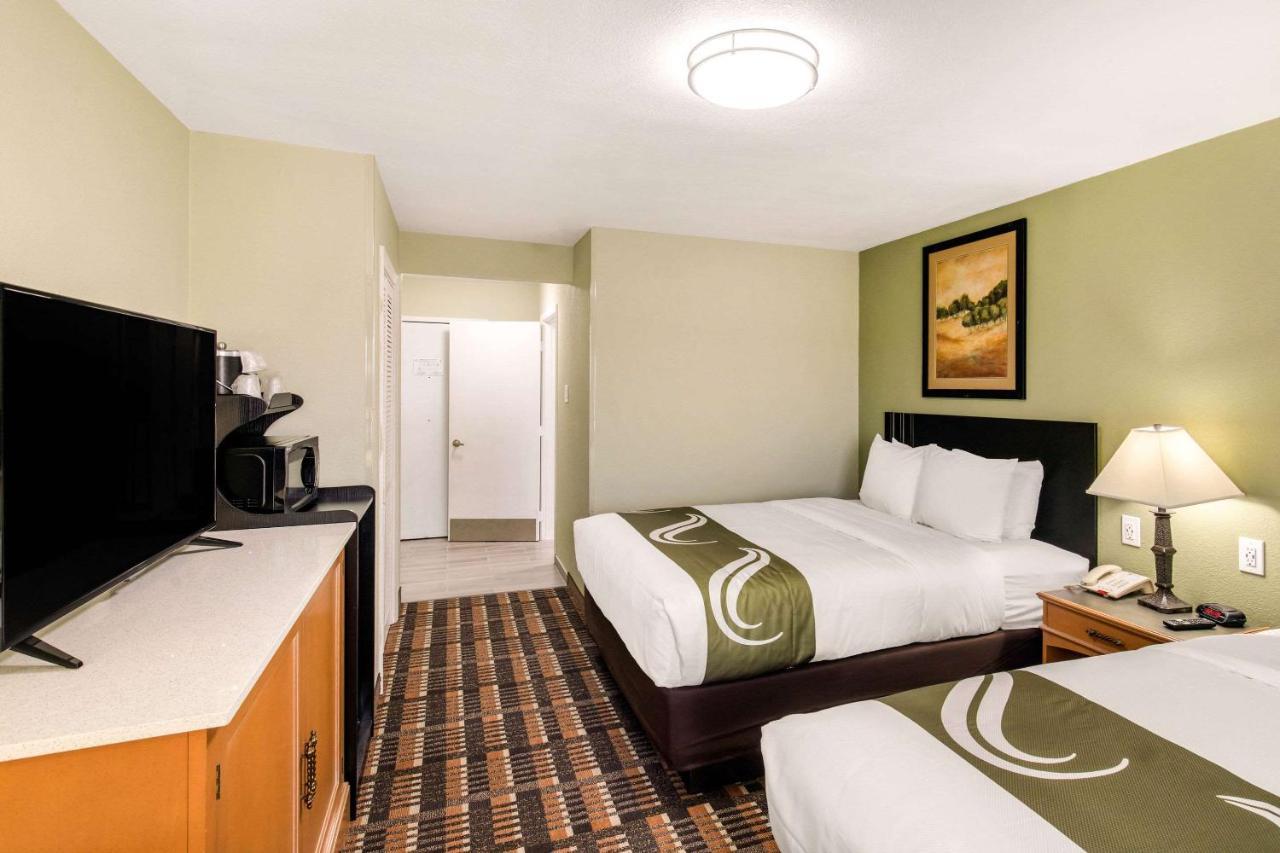 Quality Inn & Suites Plano East - Richardson Екстер'єр фото